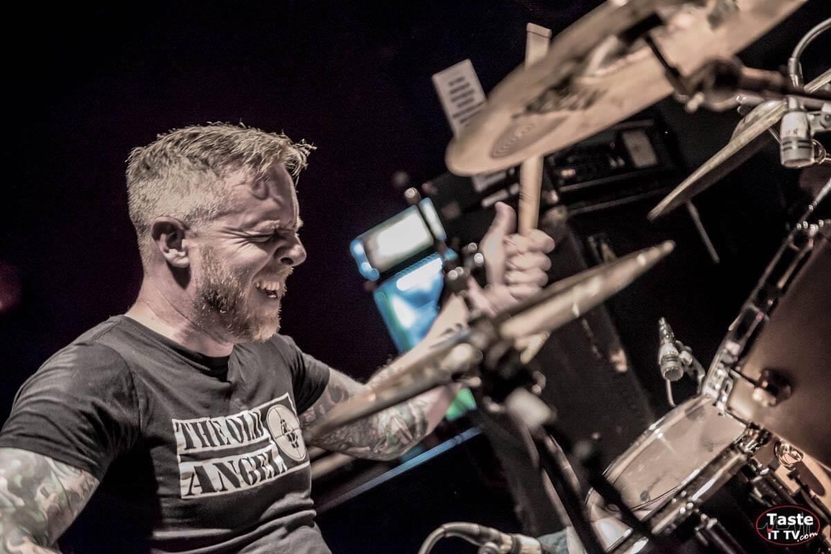 Chris Billam