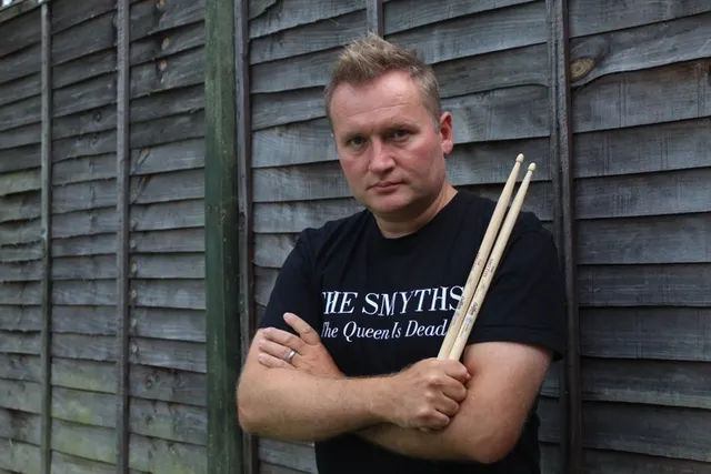 Tom Harris: session drummer for hire in the UK