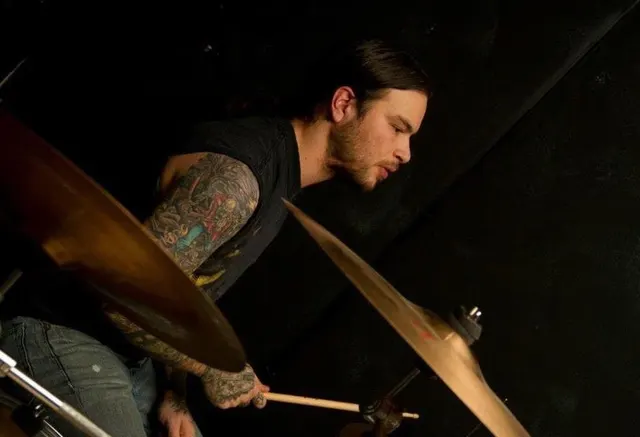 Mike 4